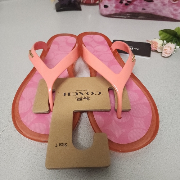 NWT Coach Sandals - Picture 2 of 7